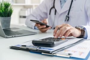 Recuperação Tributária Para Médicos - G2C Contabilidade - Volta Redonda | RJ